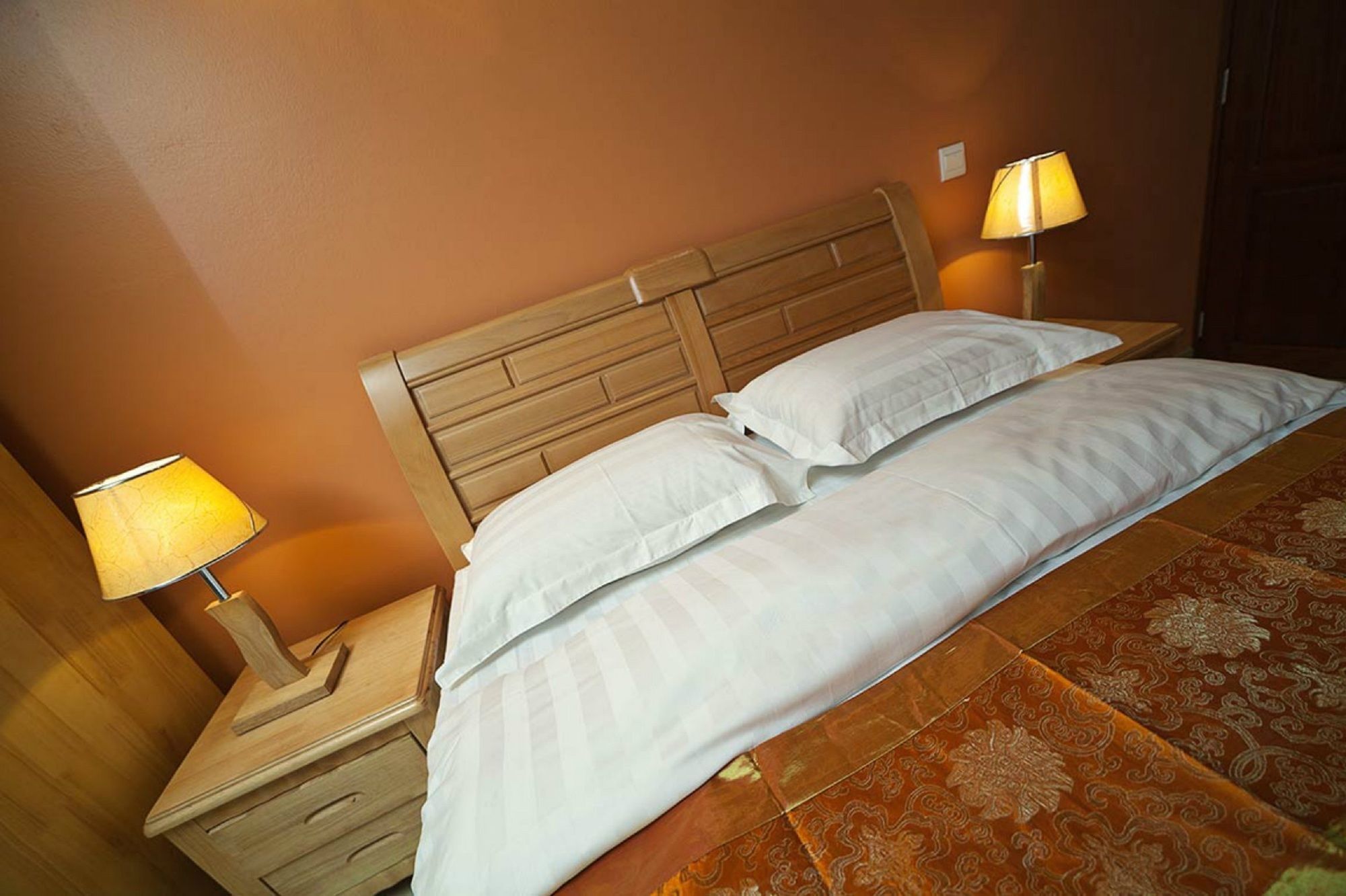 Residence Hoteliere Otroiza Силаос Екстериор снимка